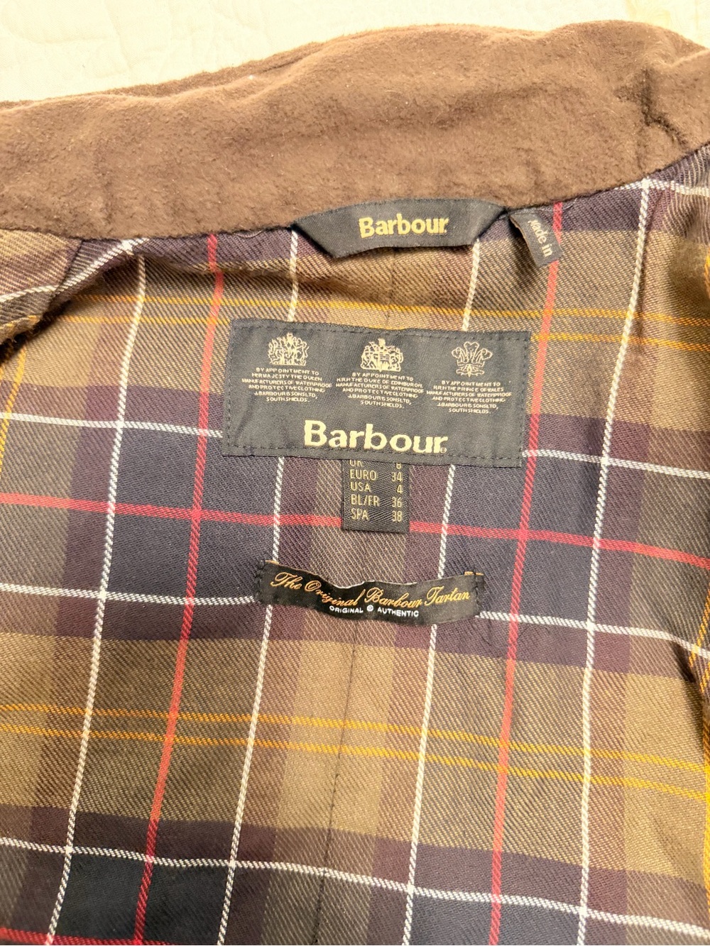 Barbour Olive Green Utility Wax Jacket with Brown Collar - Picture 5 of 5